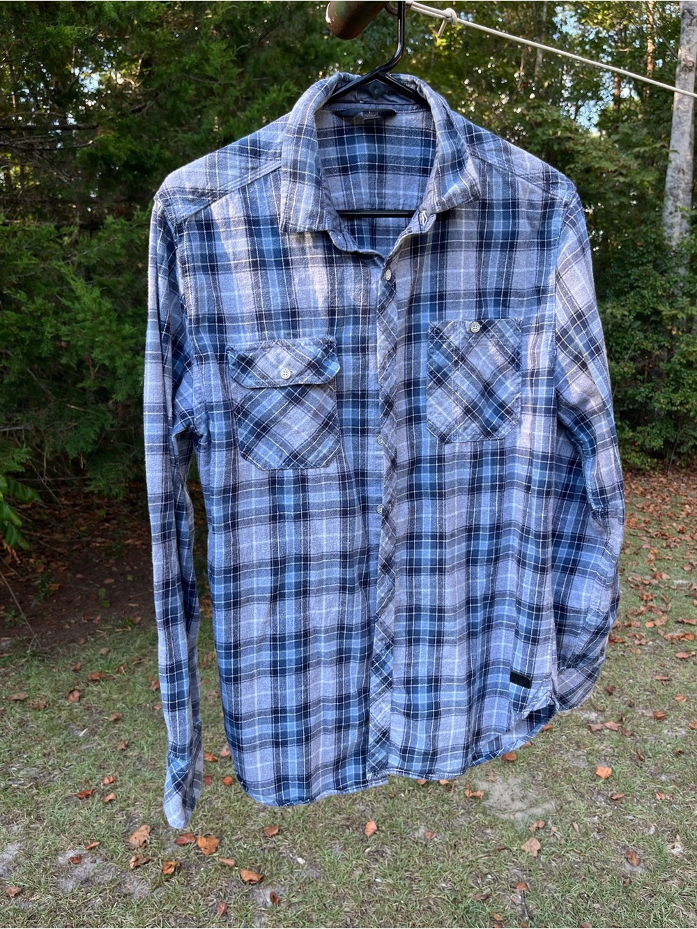 Men's Blue Plaid Flannel Long-Sleeve Button-Down Workshirt